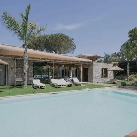 Pascati Beach&clubs Nearby *