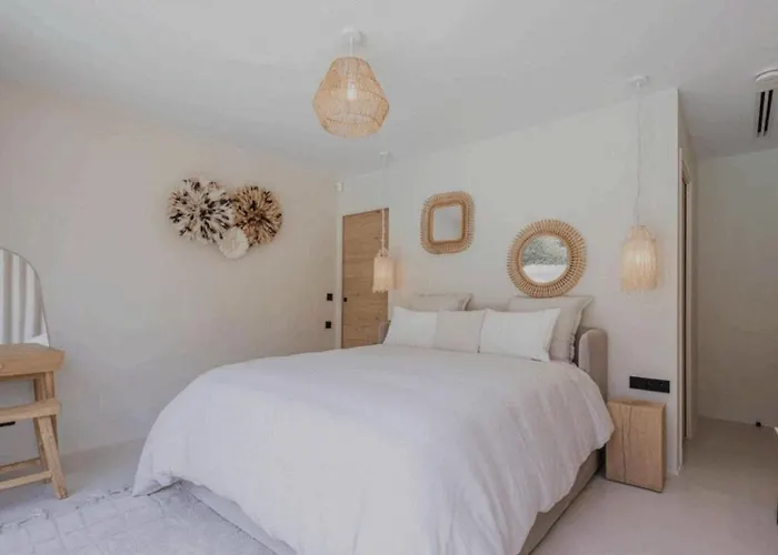 Holiday home Pascati Beach&clubs Nearby *