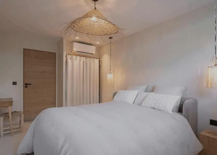 Holiday home Pascati Beach&clubs Nearby